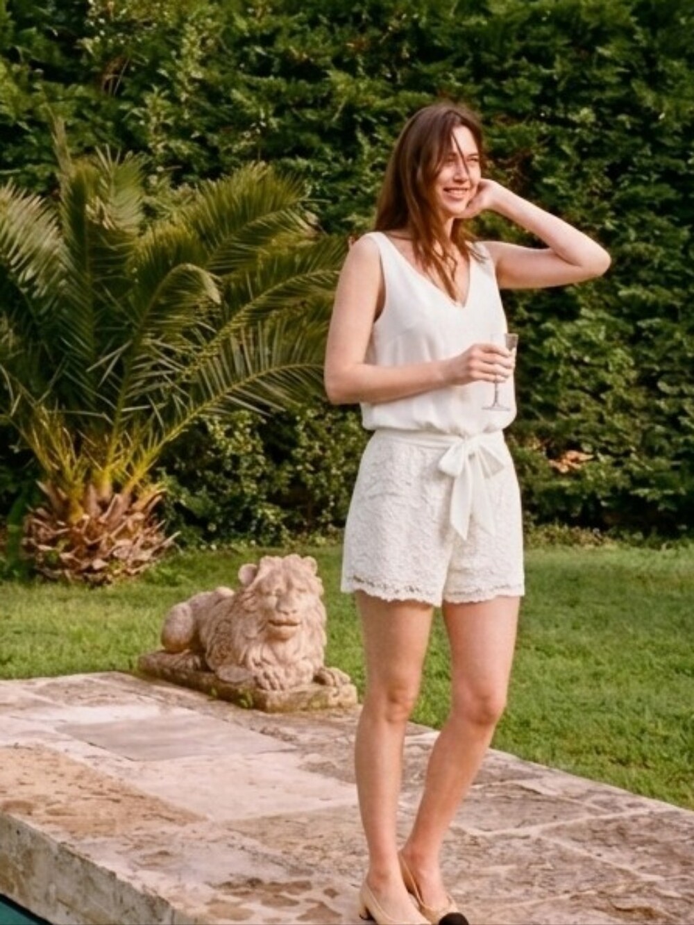 Jennifer Lopez White Lace Eyelet Tie-Waist Sleeveless Summer Romper Size 6